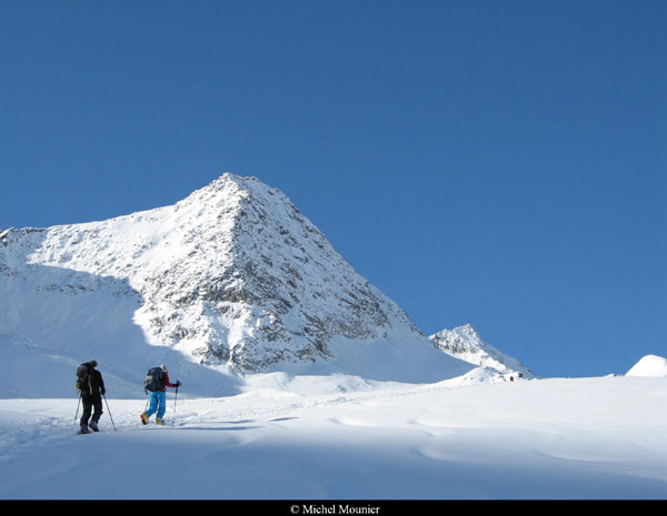 Raid-Stubai 228